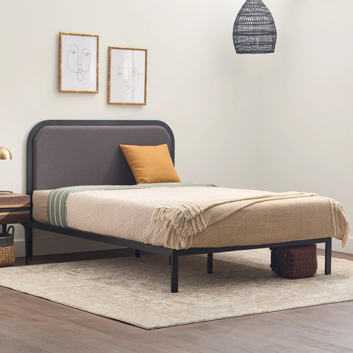 Queen Cream Metal Platform Bed with Upholstered Headboard W295