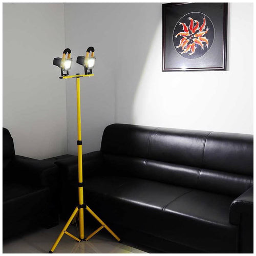 10W Rechargeable LED Flood Light with Tripod Stand O65859