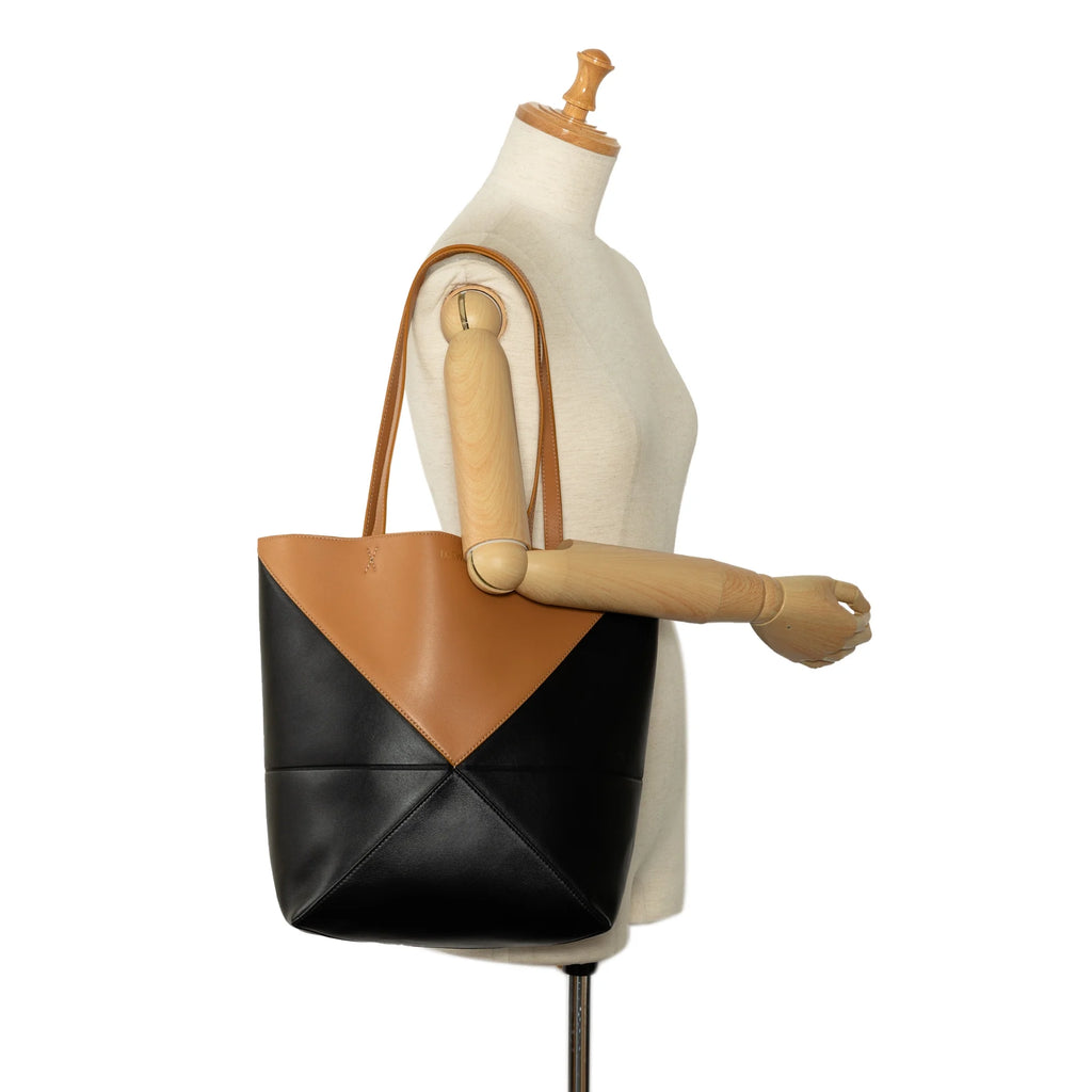 Pre-Owned Calf Leather Black Tote Bag D3751
